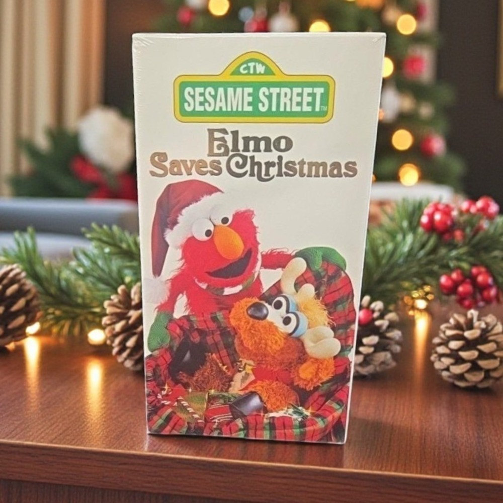 Sesame‎ Street Elmo Saves Christmas VHS, Sony Wonder Factory Sealed LV 49940 New